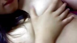 大肛門性とブロンドを与える彼女のお尻 女 ...