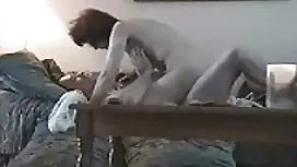 若い男もかわいい猫を食べる 女性 向け  ...